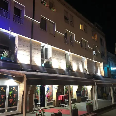 Stari Grad Korzo * Tuzla